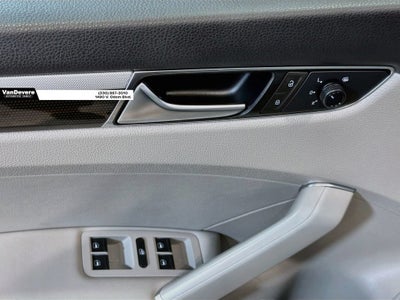 2019 Volkswagen Passat 2.0T SE R-Line
