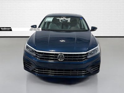 2019 Volkswagen Passat 2.0T SE R-Line