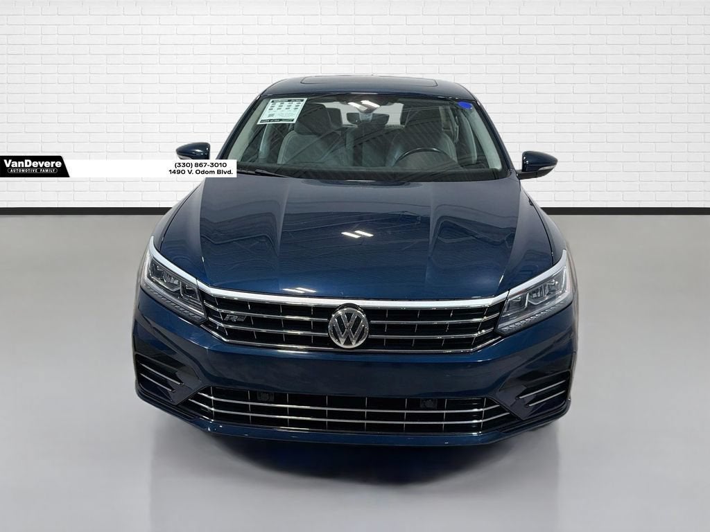 2019 Volkswagen Passat 2.0T SE R-Line