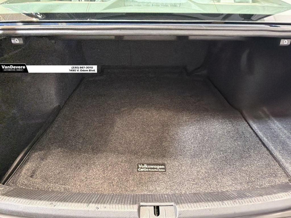 2019 Volkswagen Passat 2.0T SE R-Line