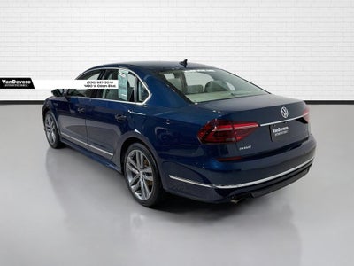 2019 Volkswagen Passat 2.0T SE R-Line