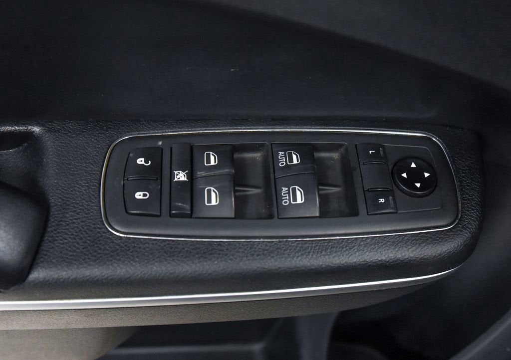 2019 Chrysler 300 Touring