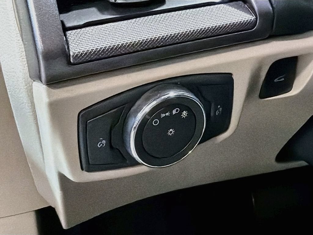 2020 Ford Fusion Hybrid SE