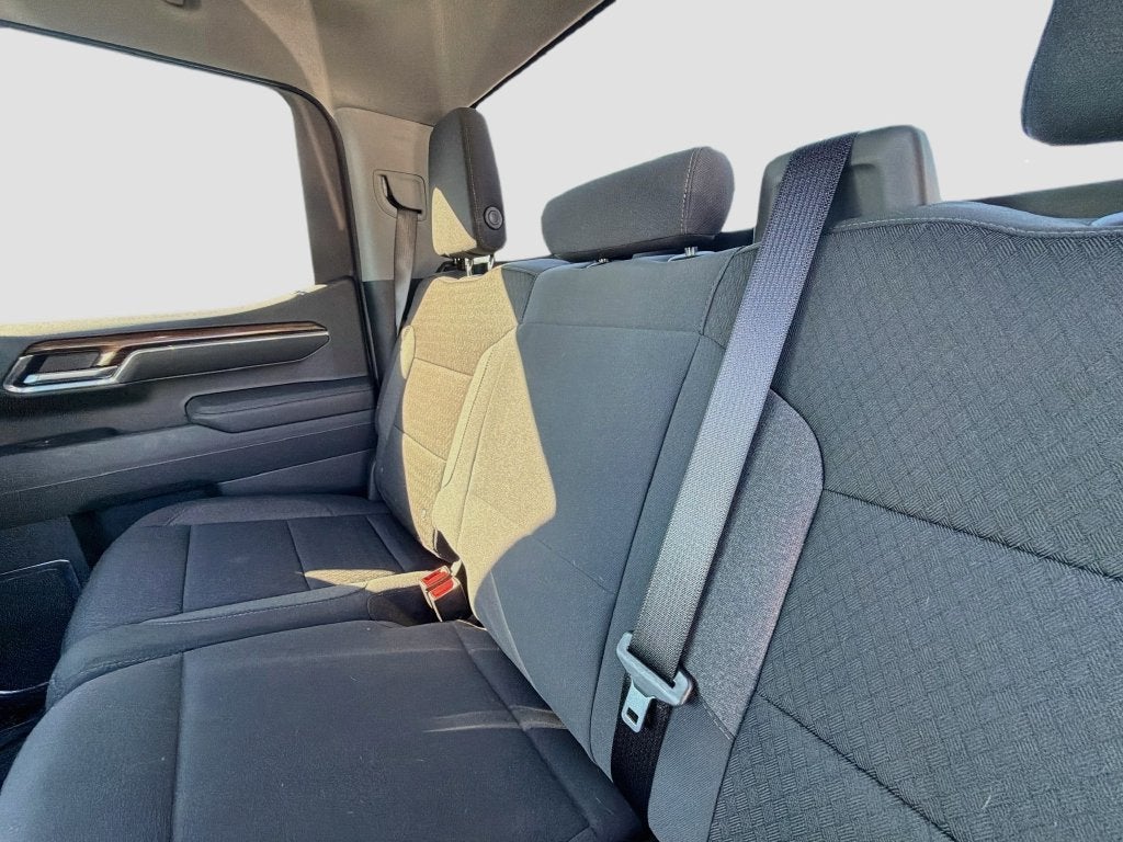 2025 Chevrolet Silverado 1500 LT (2FL)