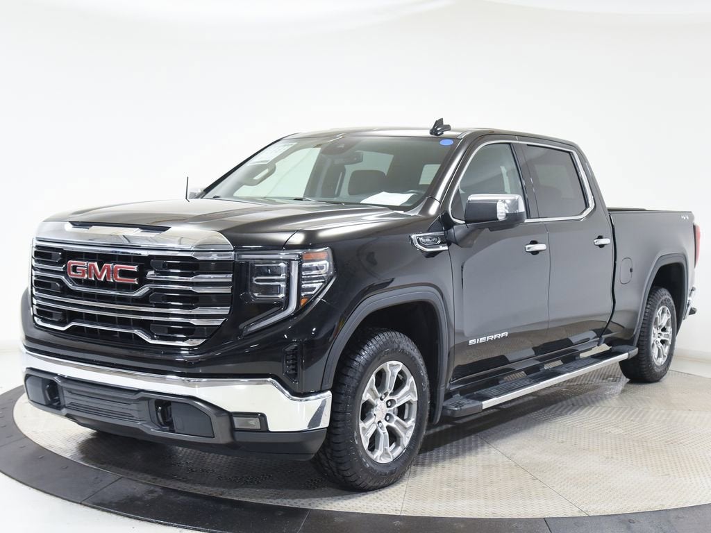 2022 GMC Sierra 1500 SLT