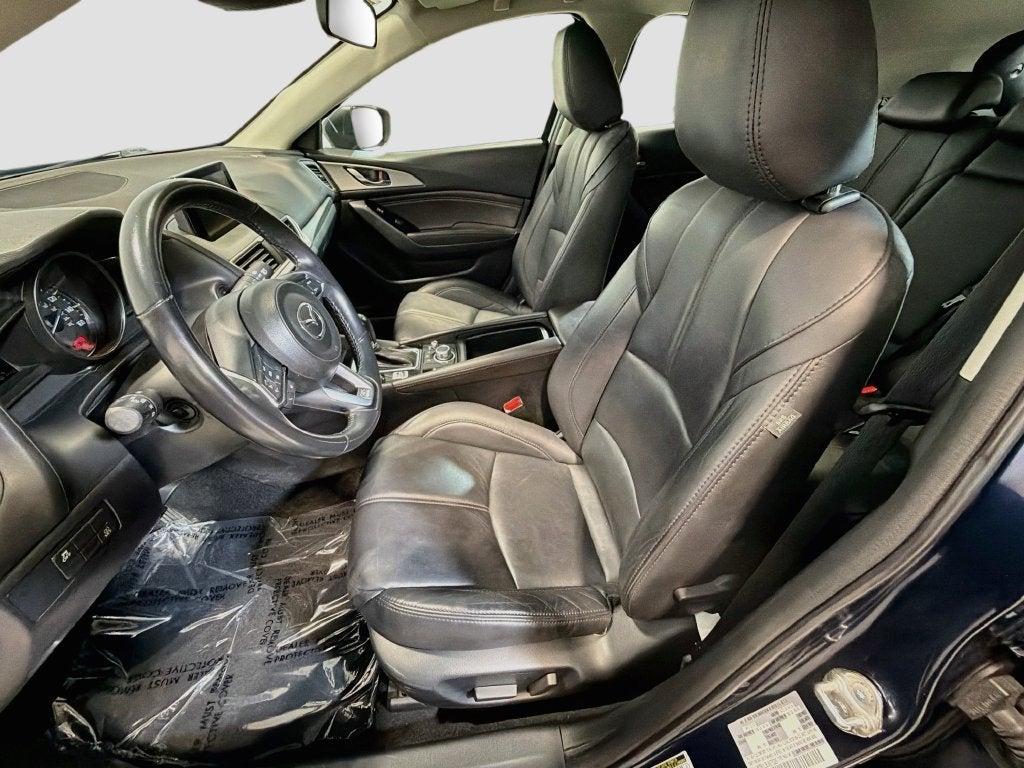2018 Mazda Mazda3 5-Door Touring