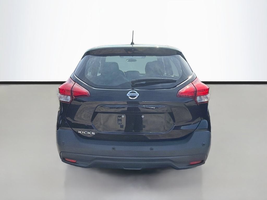 2020 Nissan Kicks S