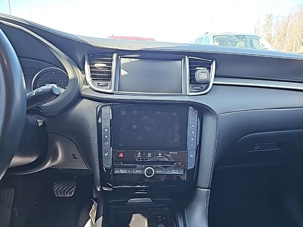 2019 INFINITI QX50 LUXE