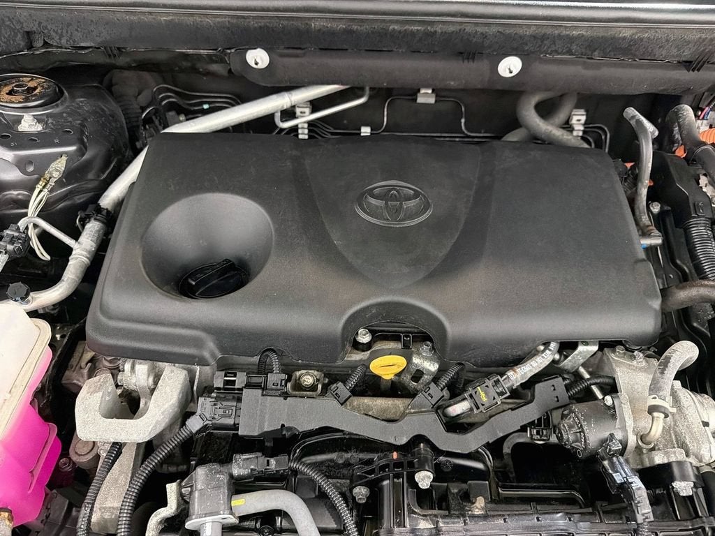2022 Toyota RAV4 Hybrid LE