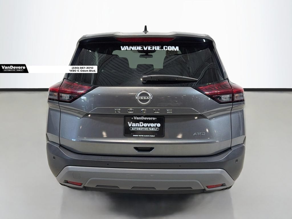 2022 Nissan Rogue S