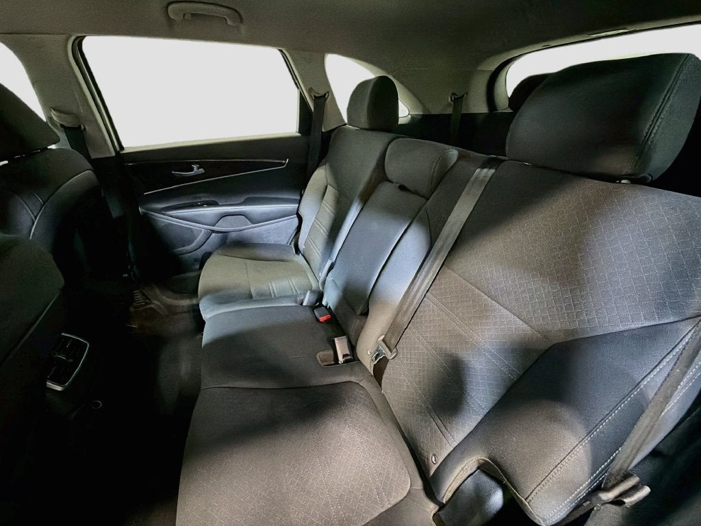 2020 Kia Sorento LX V6
