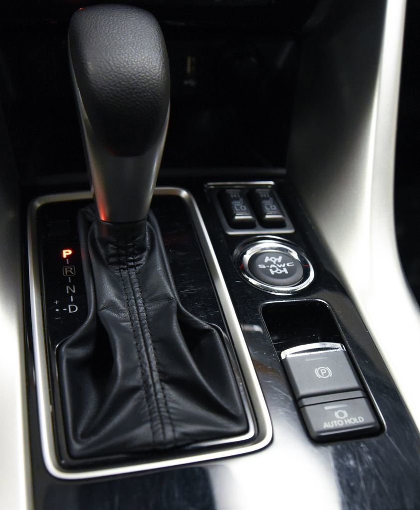 2025 Mitsubishi Eclipse Cross SE