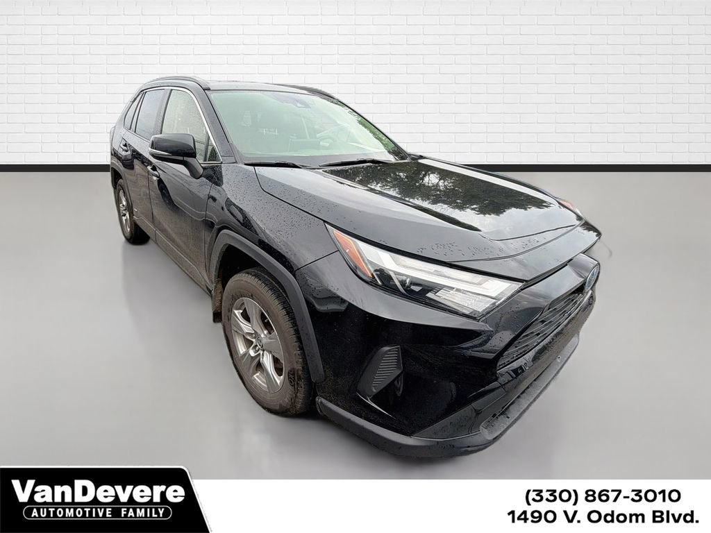 2022 Toyota RAV4 Hybrid XLE