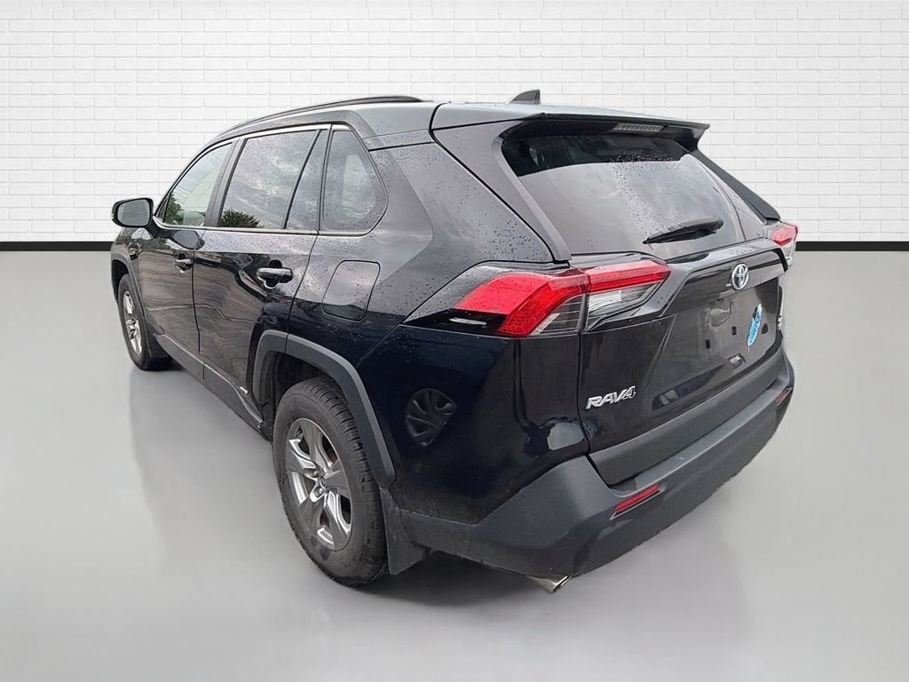 2022 Toyota RAV4 Hybrid XLE