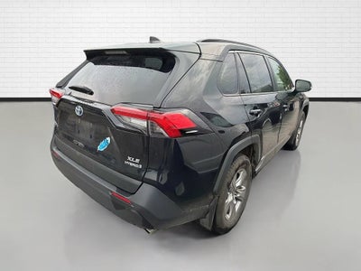 2022 Toyota RAV4 Hybrid XLE