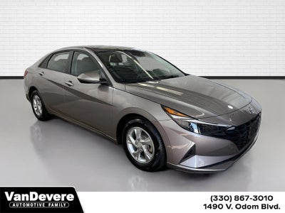 2023 Hyundai Elantra SE