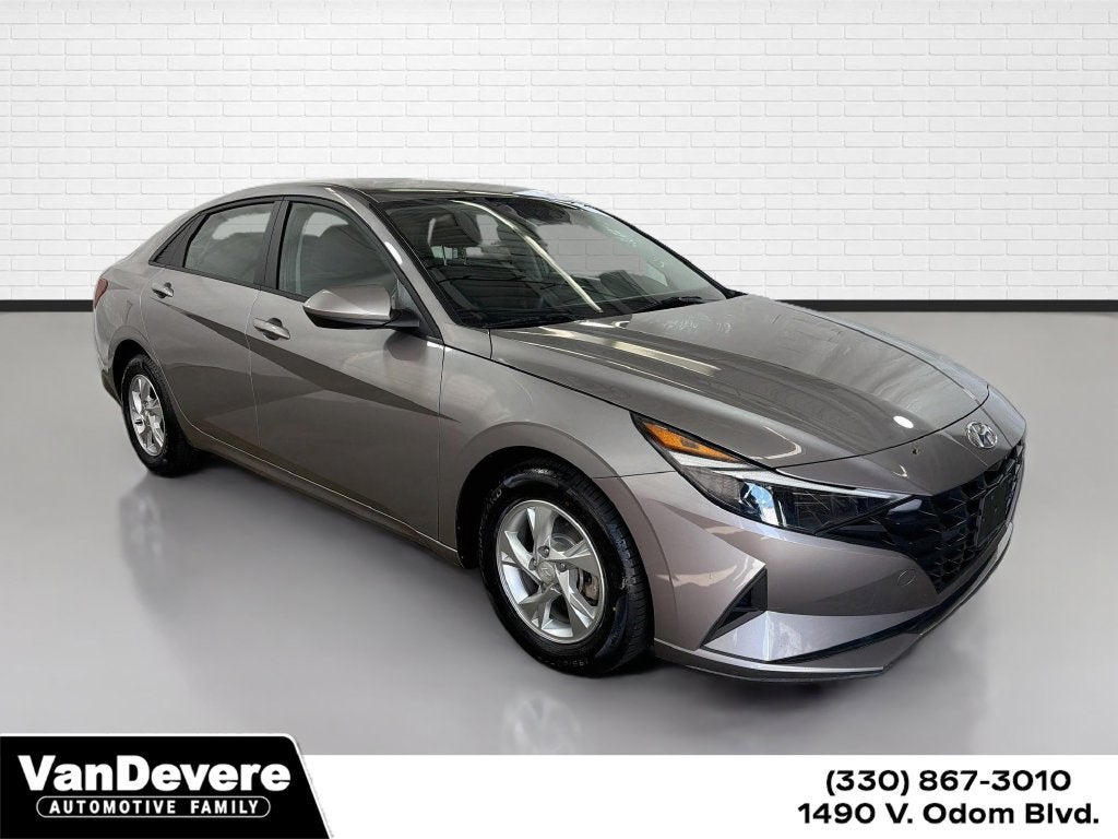 2023 Hyundai Elantra SE