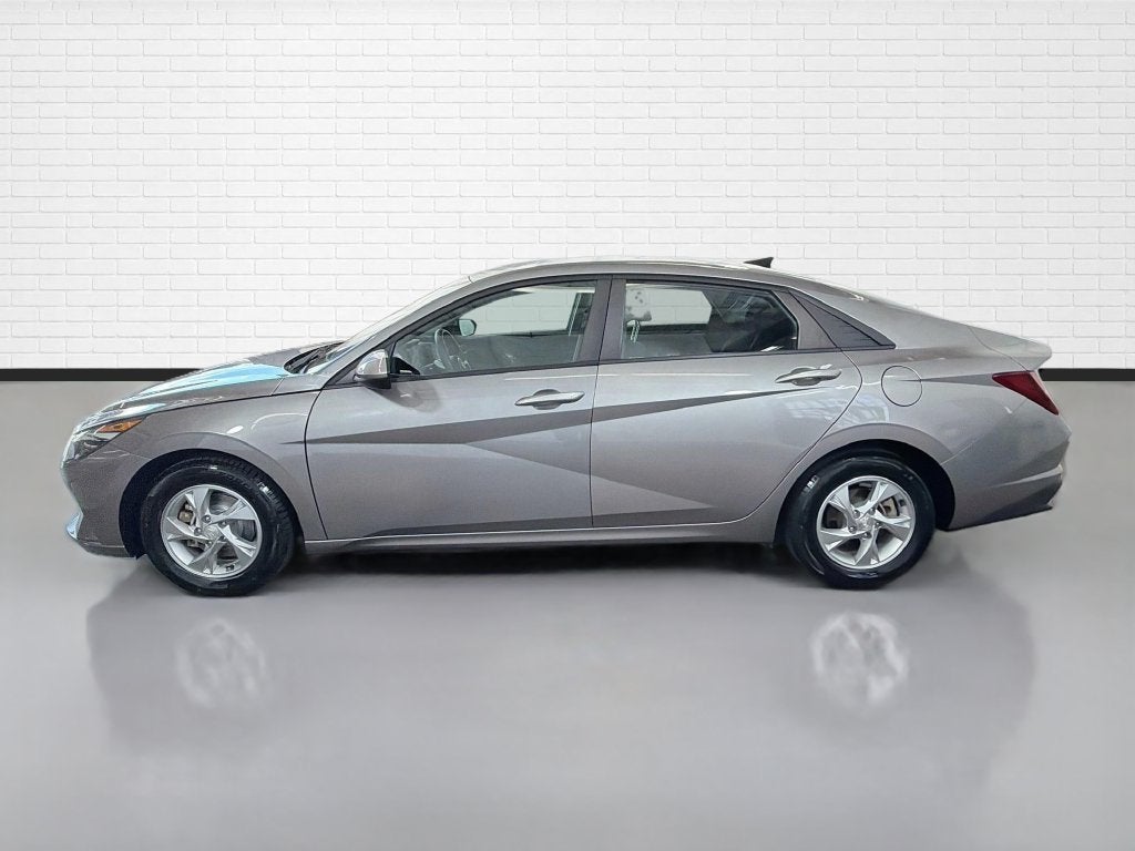2023 Hyundai Elantra SE