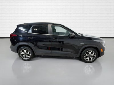 2023 Kia Seltos EX