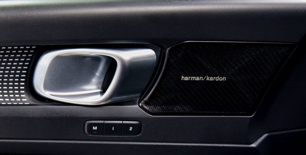 2020 Volvo XC40 R-Design