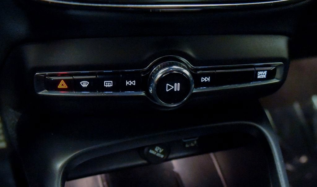 2020 Volvo XC40 R-Design