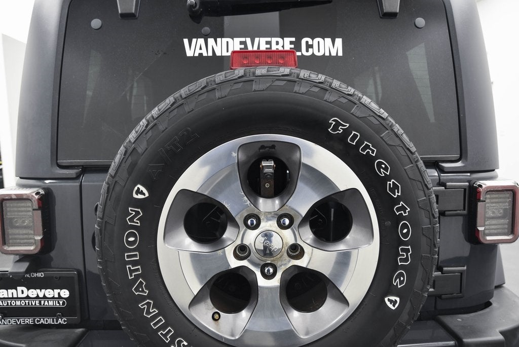 2016 Jeep Wrangler Unlimited Sahara