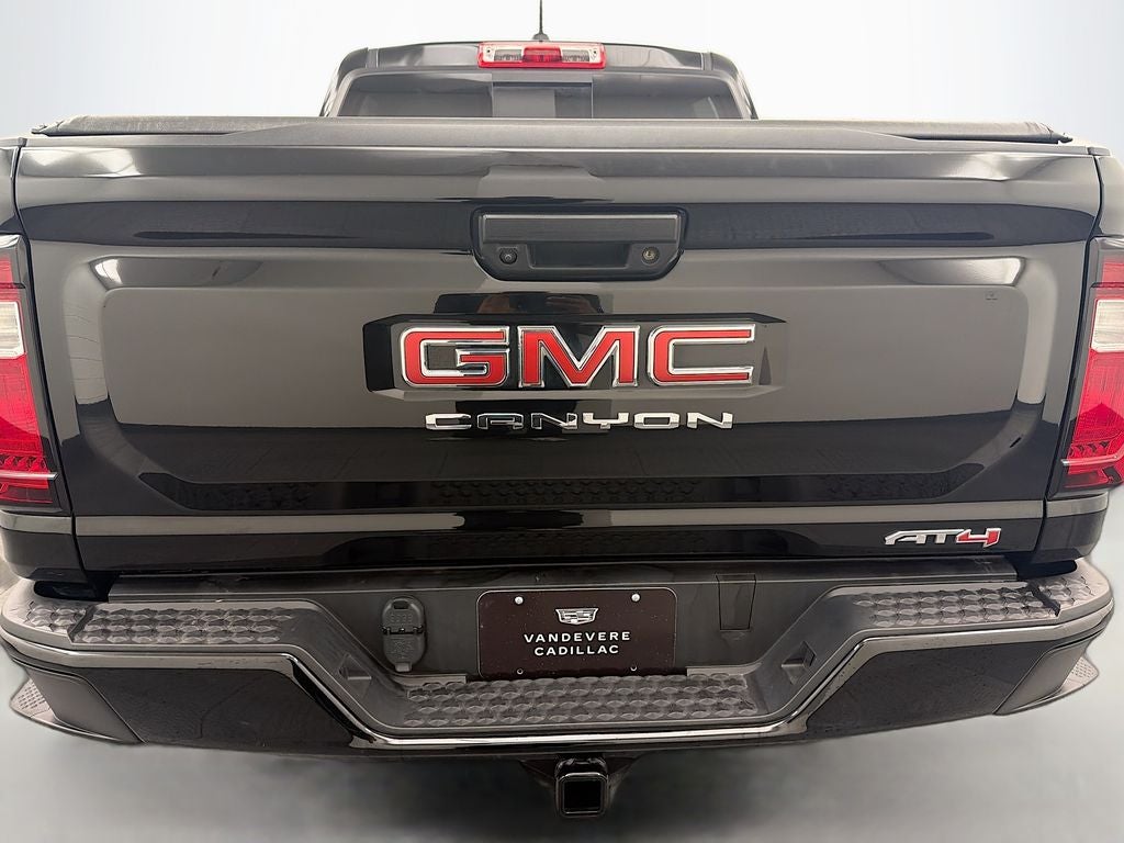 2024 GMC Canyon AT4