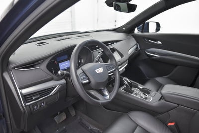 2022 Cadillac XT4 Premium Luxury