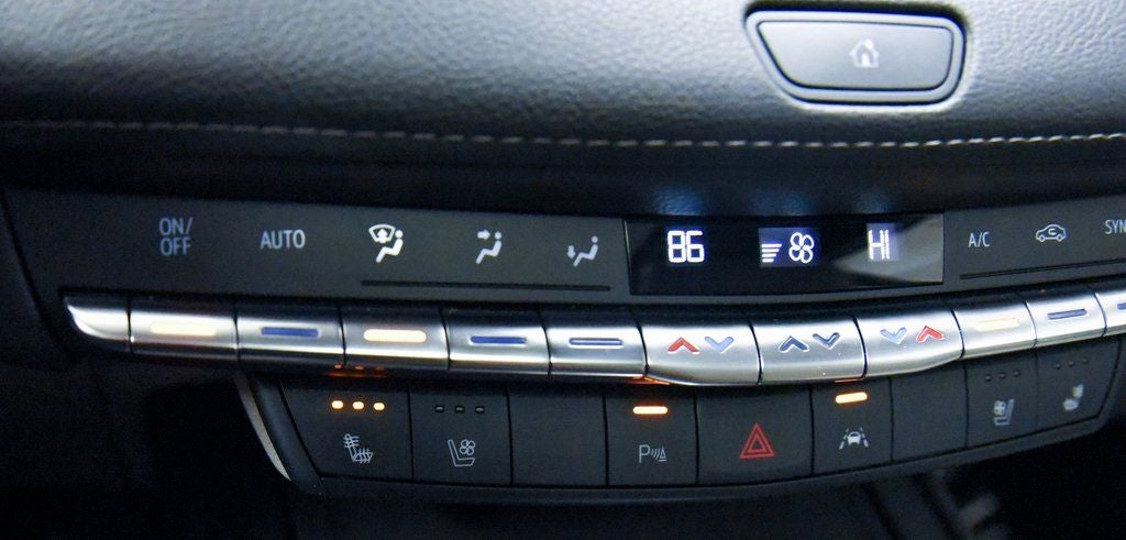 2019 Cadillac XT4 Premium Luxury