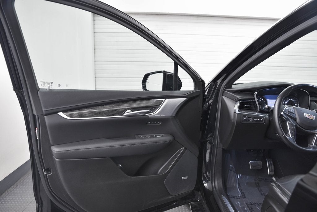 2022 Cadillac XT5 Sport