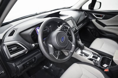 2023 Subaru Forester Base