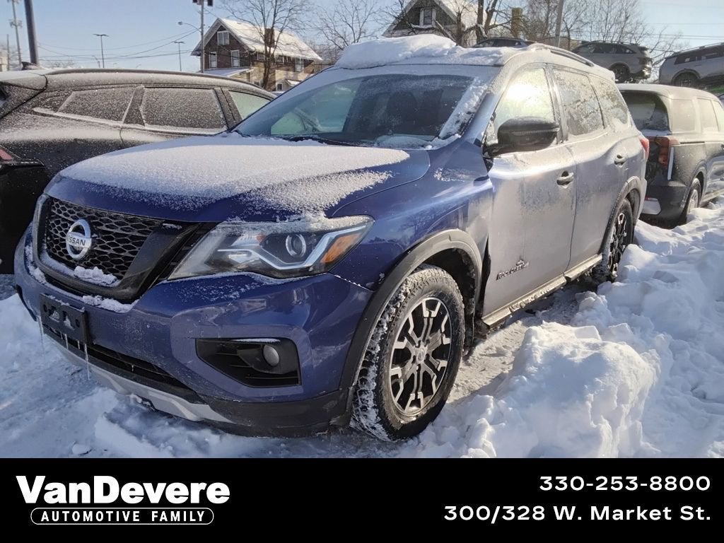 2019 Nissan Pathfinder SV