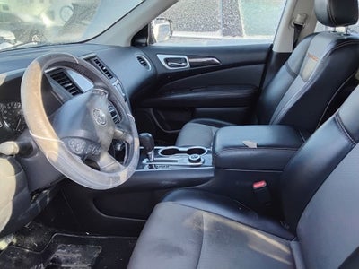 2019 Nissan Pathfinder SV