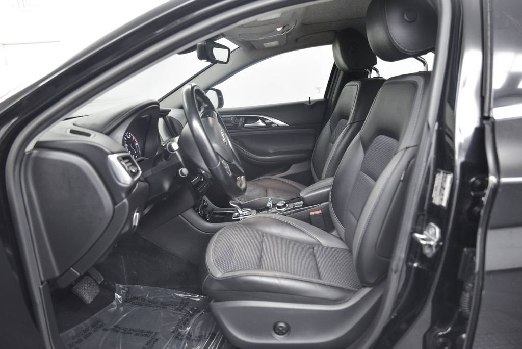 2019 INFINITI QX30 LUXE