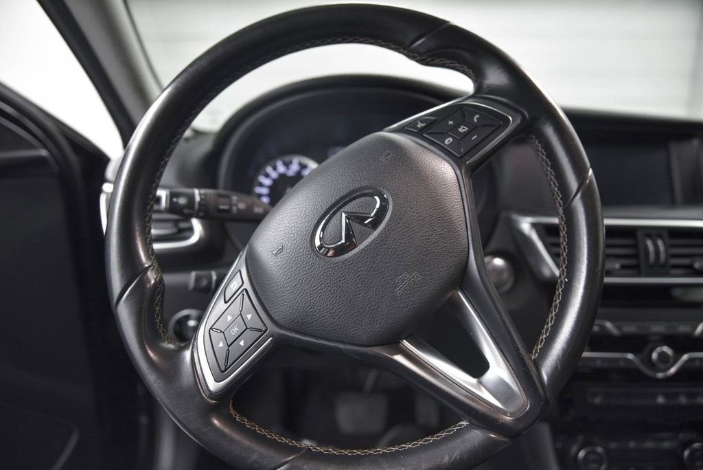 2019 INFINITI QX30 LUXE